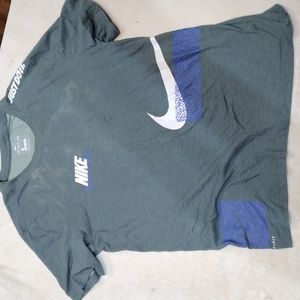 Nike dri-fit tee